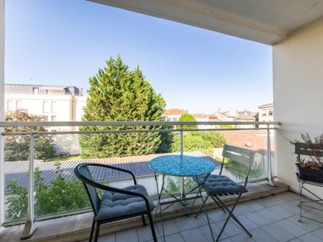 APPARTEMENT T3 dans résidence avec ascenseur Quartier Croi