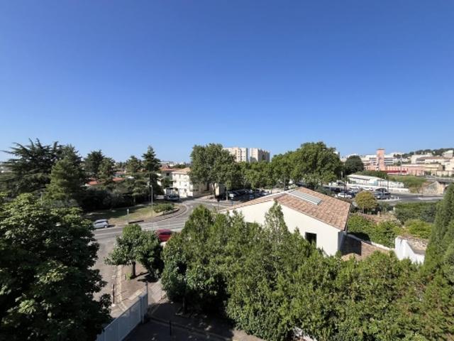 Appartement T3 dans résidence sécurisée Nimes