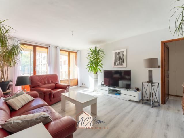 T3 lumineux, traversant avec balcon et cave Aubagne 13400
