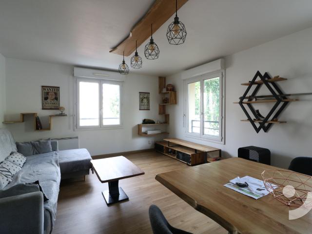 Appartement T3 de 64,40 m2 avec 2 stationnements Épernay, secteur Casernes