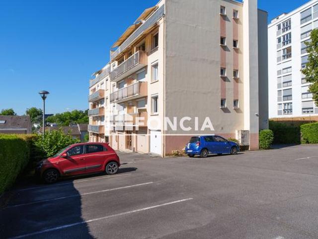 Appartement T3 de 64 m² avec balcons, parking et cave – Rue Casimir Rançon