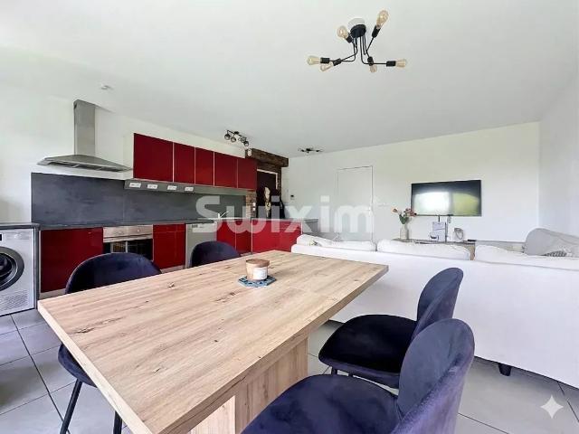 Appartement T3 de 64m² avec garage fermé et cave !
