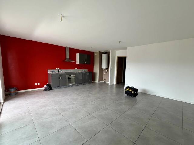 Appartement T3 de 65m2 location à Garche 1050EUR CC