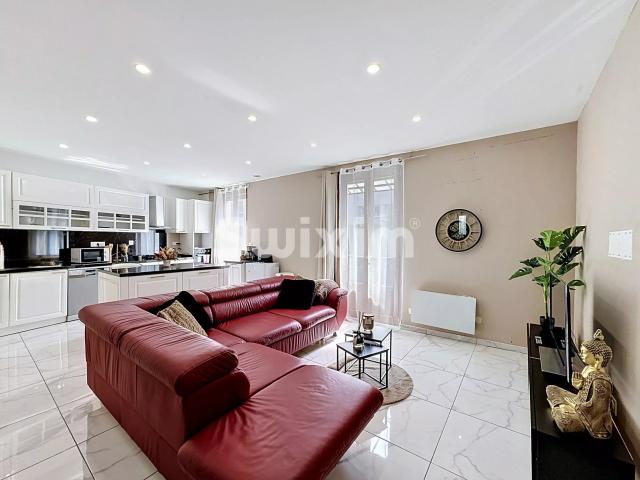 Appartement T3 de 68m2 avec terrasse et garages!