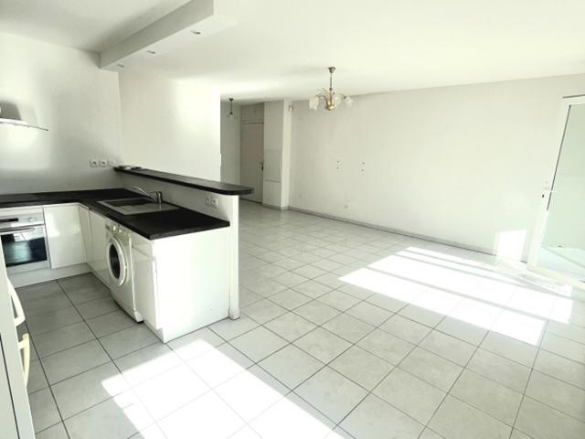 APPARTEMENT T3 DE 69M2 AVEC TERRASSE