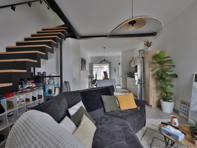 Appartement T3 de 70,84 m2 loué meublé Terrasse Garage