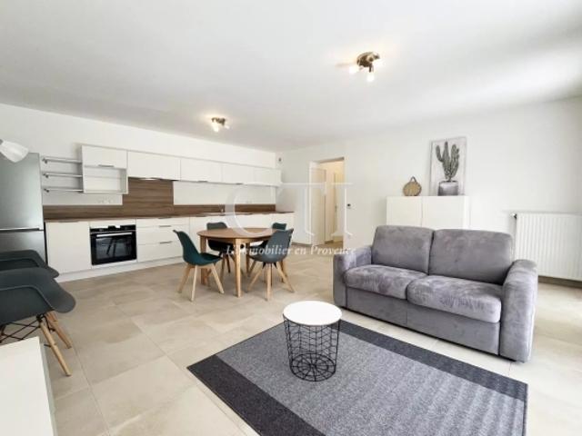 Appartement T3 de 71.48 m² située à 600 mètres du centre ville