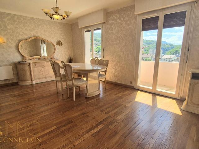 Appartement T3 de 77 m2 en centre ville