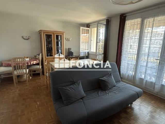Appartement T3 de 76 m² avec balcon et loggia MONTÉLIMAR SUD