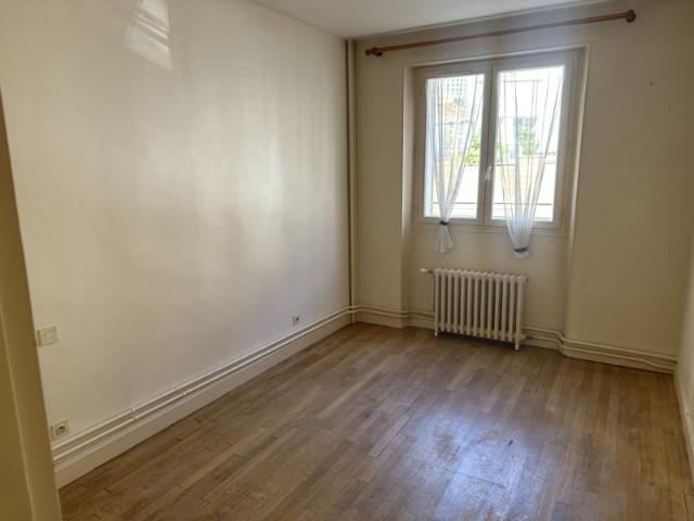 Appartement T3 de 78 m2 coeur de ville semi piéton