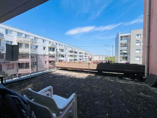 Appartement T3 de 78 m² avec terrasse, parking et fort potentiel – Proche gare et commodités