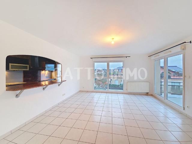 Appartement T3 DE 81 m² / RESIDENCE 2010 SECURISEE AC PISCINE TERASSE GARAGE CAVE 2 CHAMBRES