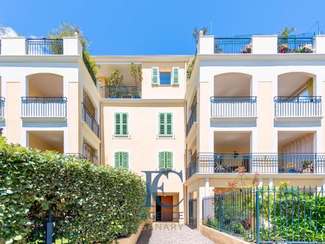 Appartement T3 de 82 m2 en rez de jardin au centre ville
