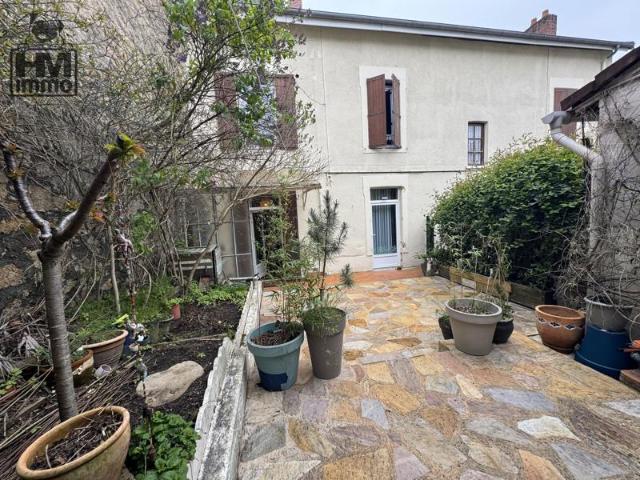 Appartement T3 + Dépendance + jardin