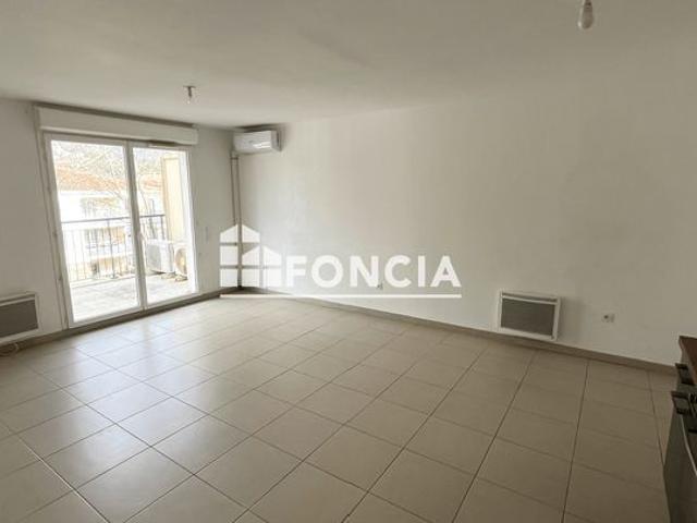 Appartement T3 dernier étage avec terrasse et parking privatif – Bormes les Mimosas