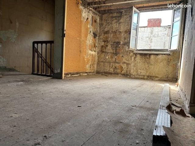 Appartement T3 duplex à rénover