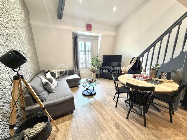 Appartement T3 duplex au 5ème et dernier étage à Rouen 76000 HYPERCENTRE vue Cathédrale !