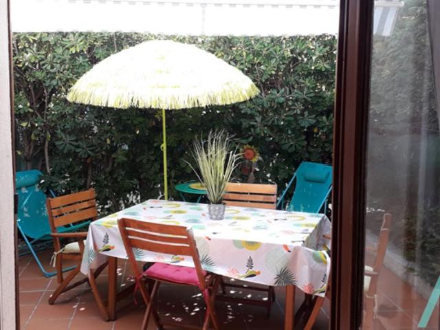 Appartement T3 Duplex de 38 m2 en rez de jardin Saint cyr
