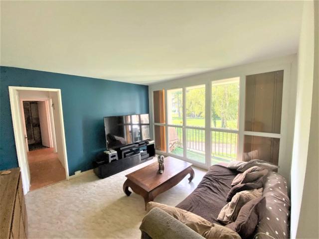 APPARTEMENT T3 EAUBONNE