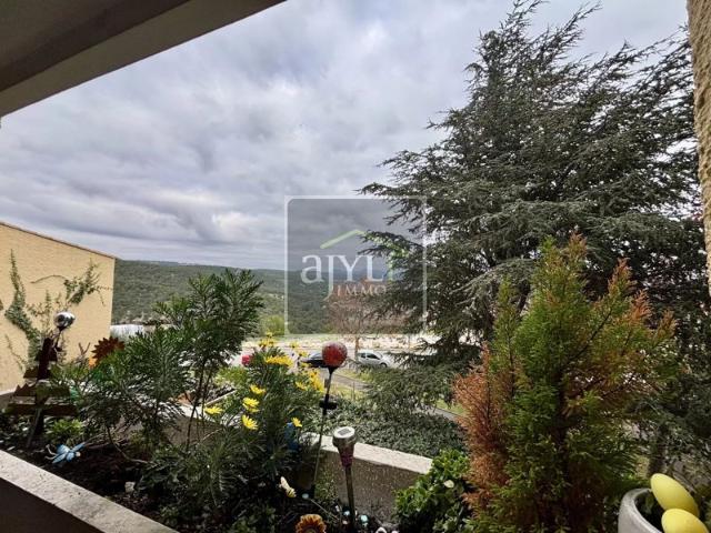 Appartement T3 en copropriété CASSIS