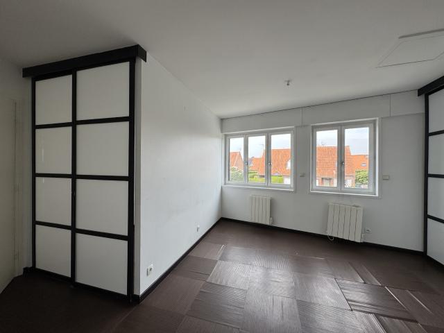 Appartement T3 en duplex Anstaing centre ville