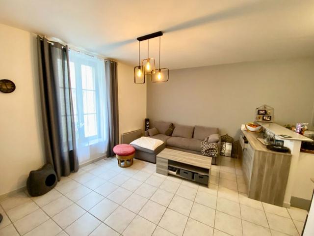 Appartement T3 en duplex avec locataire en place, proche gare SNCF et centre ville de Carcassonne