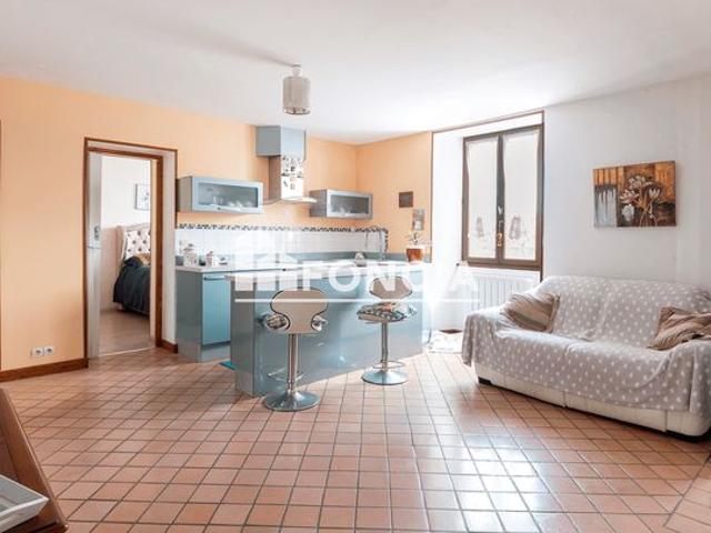 Appartement T3 en excellent état avec entrée indépendante