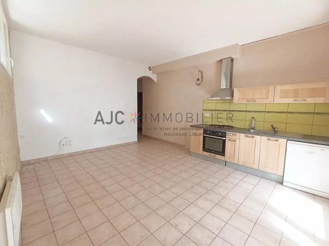 APPARTEMENT T3 EN RDC ST REMY CENTRE VILLE
