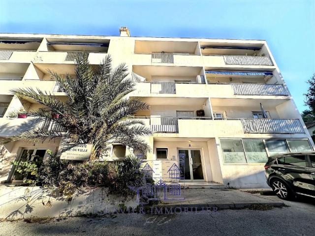 Appartement T3 en rez de chaussée avec garage et parking pri. 83m² Toulon