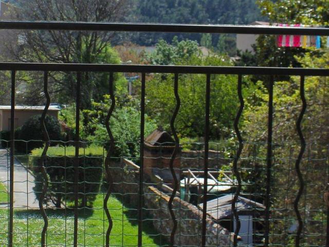 APPARTEMENT T3 et BALCON