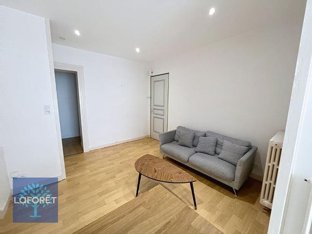 Appartement T3 FOUGERES à louer