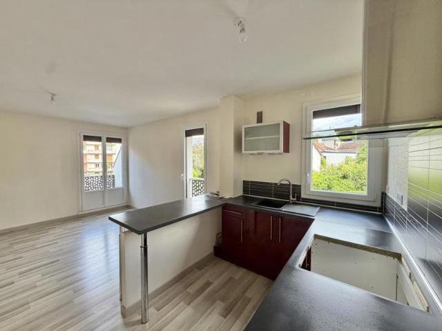 Appartement T3 Garage Balcon Idéal premier investissement