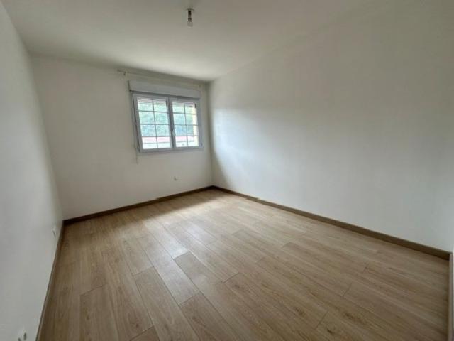 Appartement T3 GRISY SUISNES à louer