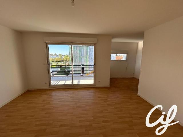 Appartement T3 La Vergne 68.39 m2 145 000 Euros