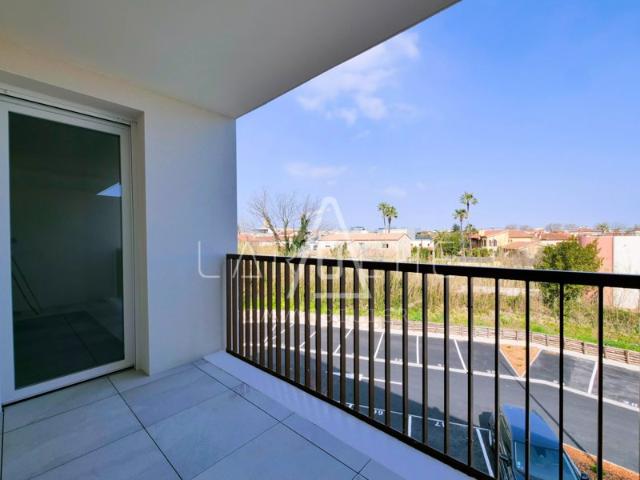 APPARTEMENT T3 LOGGIA + 2 PARKINGS