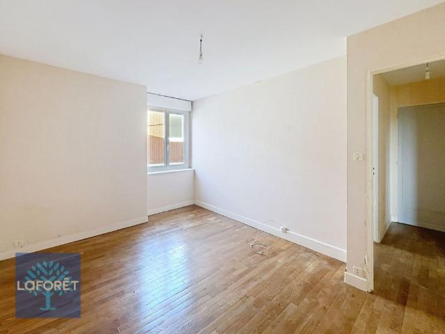 Appartement T3 LOUVIGNE DU DESERT à louer