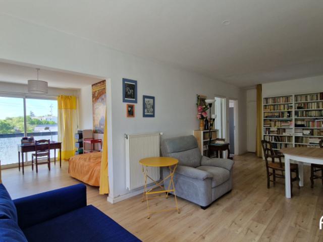 APPARTEMENT T3 LUMINEUX