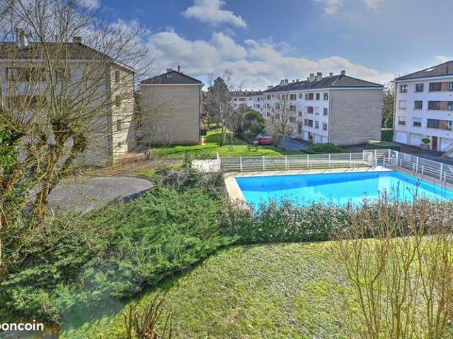 Appartement T3 lumineux avec parking | Bailly | 77 m²