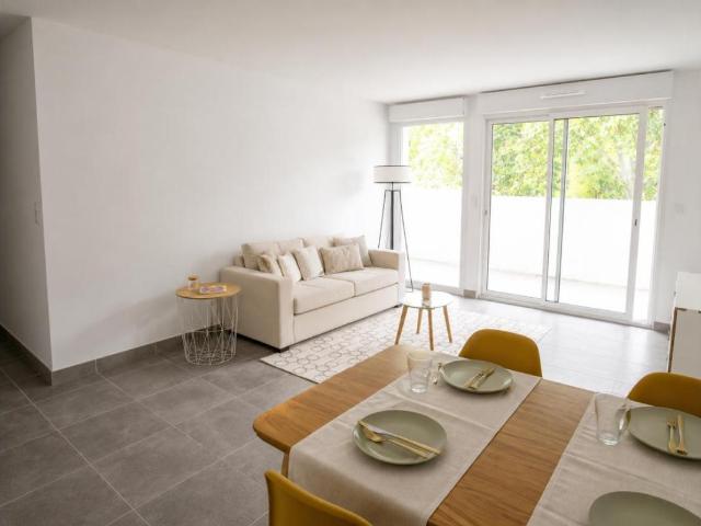 Appartement T3 lumineux avec 16 m² de terrasse à Clermont l'Hérault