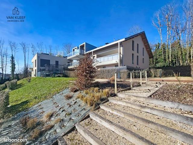 Appartement T3 lumineux | Centre ville Divonne les Bains | Terrasse Rez de Chaussée