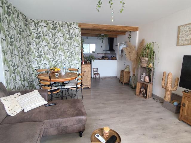Appartement T3 Lumineux de 71 m2 avec Terrasse Cave et Garage