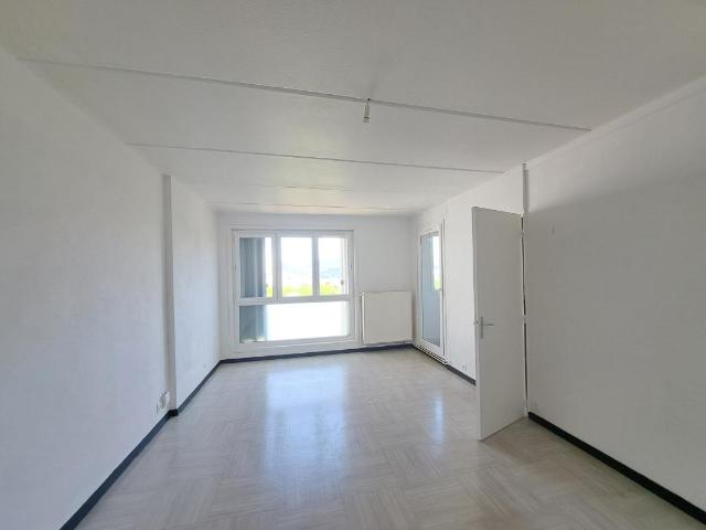 Appartement T3 lumineux, secteur le Grand Clos