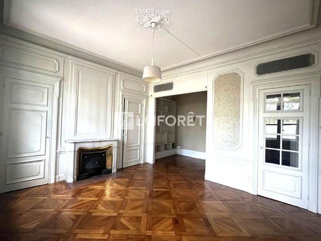Appartement T3 LYON à louer