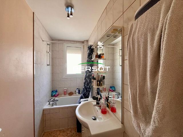 Appartement T3 meublé avec balcon et cave Quartier Fontaine Ecu