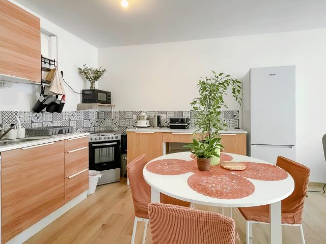 Appartement T3 meublé avec grande terrasse et double parking Quartier Jardin des Plantes / Bollée Le Mans