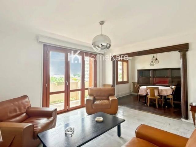 Appartement T3 meublé de 72m² traversant