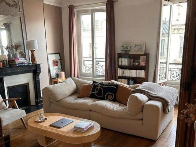 Appartement T3 meublé de caractère, centre ville Saint Denis