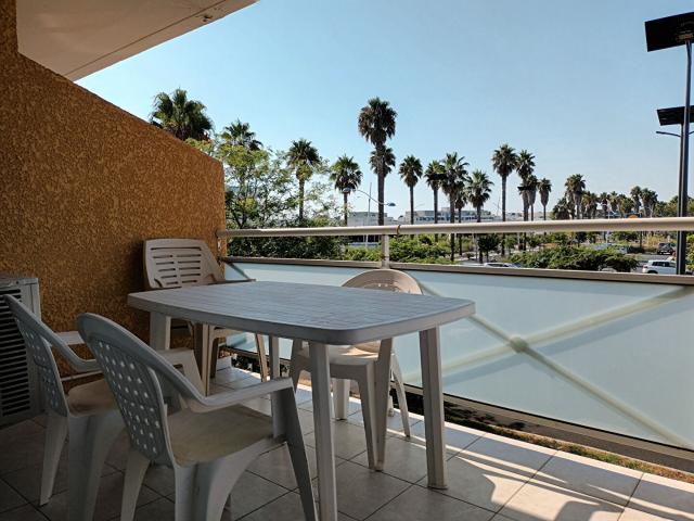 Appartement T3 meublé en location année climatisé avec parking privé