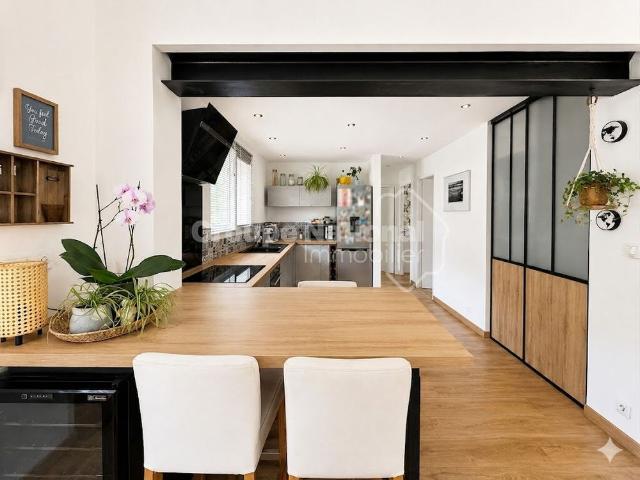 APPARTEMENT T3 MEUBLÉ ENSUES LA REDONNE