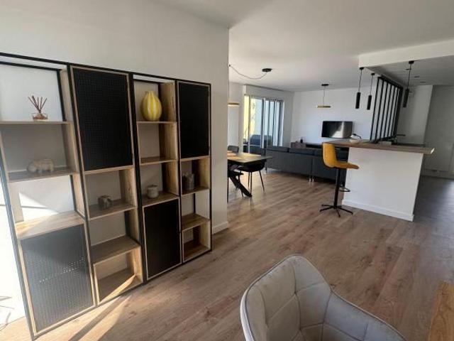 Appartement T3 meublé neuf à louer à LORIENT 93M²